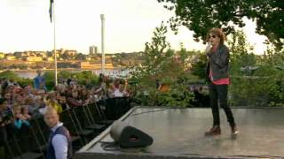 Magnus Uggla  Varning på stan Allsång på skansen 2012 [upl. by Kiefer]