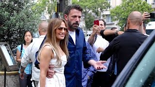 Ben Affleck Takes Jennifer Lopez On A Cruise In Paris For Her 53rd Birthday [upl. by Ettennig]