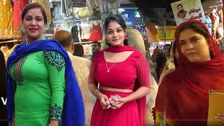 ichra bazar lahore fancy shops 4K Night WALKING TOUR [upl. by Bander]