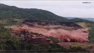 Momento exato do rompimento da barragem em Brumadinho MG [upl. by Adnohsirk649]