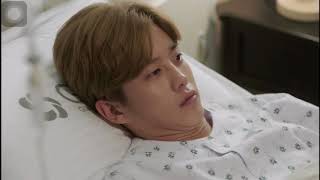 Doctors  Kim Min Seok faint scene ep17 😢😢 [upl. by Wakefield]