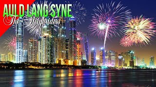 Auld Lang Syne  The Sleighriders  New Years Eve around the world [upl. by Yarehs]