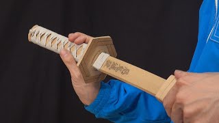 ダンボールで冨岡義勇の日輪刀を打つ鬼滅の刃Giyuus Nichirin Blade Cardboard DIY  Demon Slayer  Crafty Transformer [upl. by Christos]