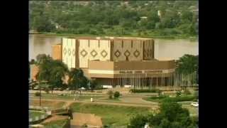 Visite guidée de Niamey capitale du Niger [upl. by Aneekahs]