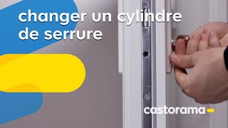 Comment changer un cylindre de serrure  Castorama [upl. by Nanor]